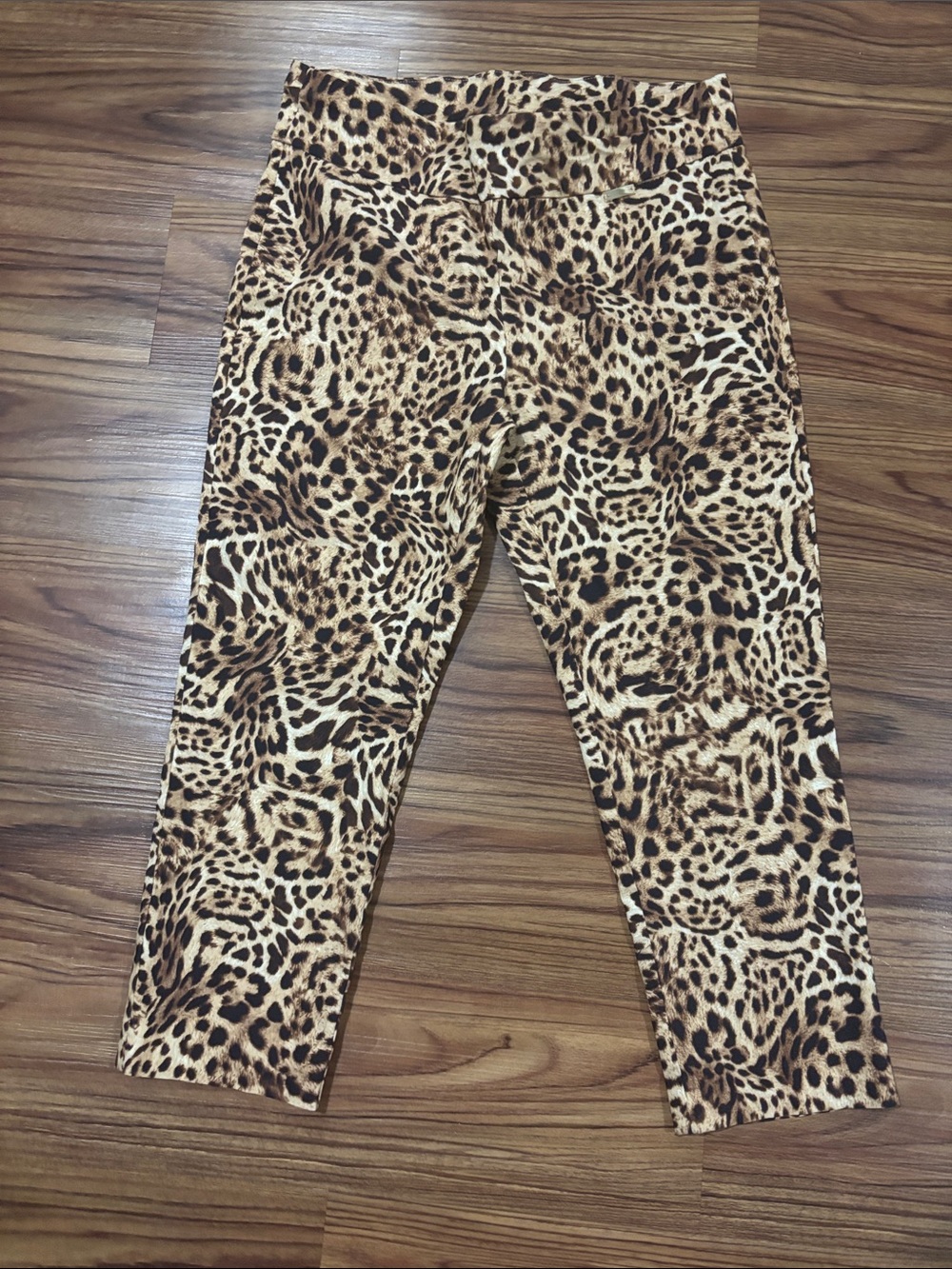 Vintage Y2K INC International Concepts Leopard Print Capris